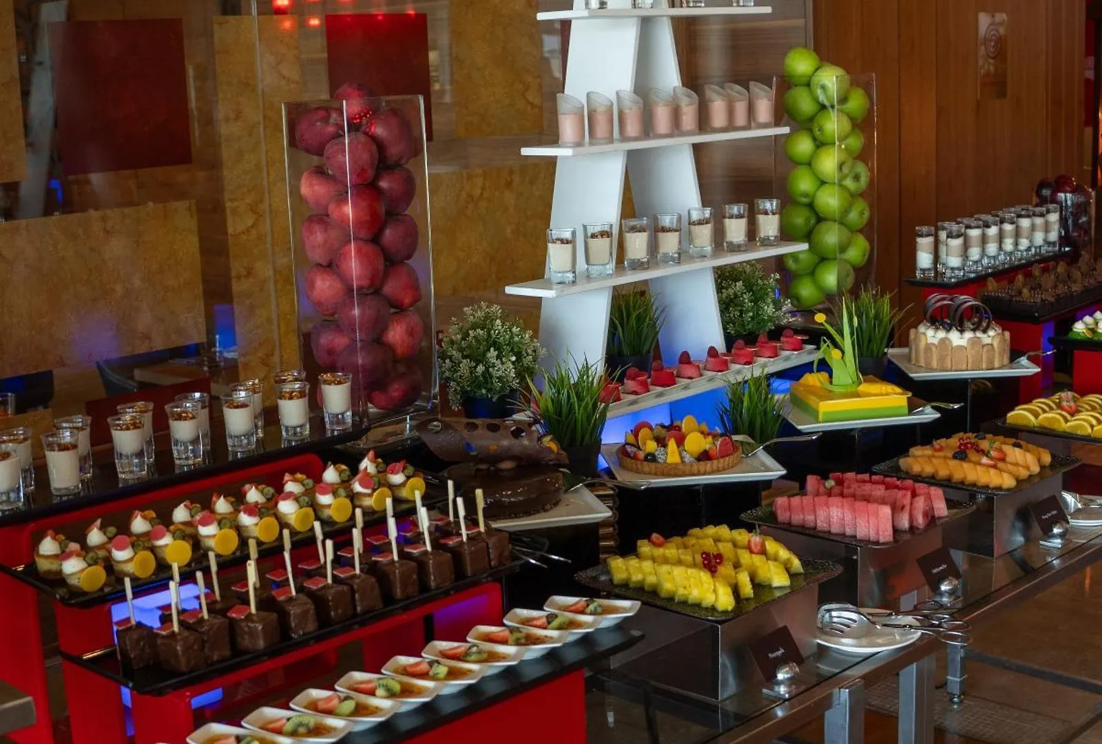 Media Rotana Dubai Hotel