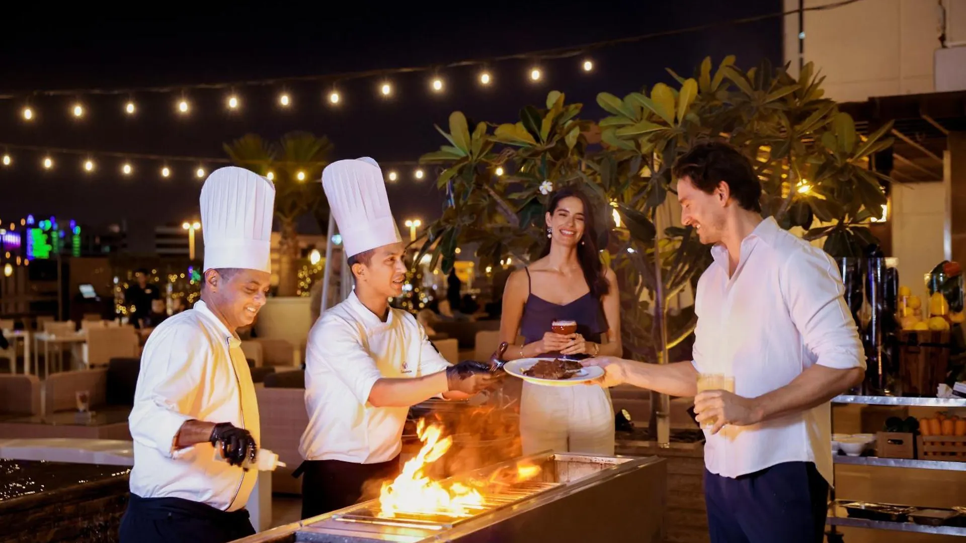 *****  Media Rotana Dubai Hotel Emirados Árabes Unidos